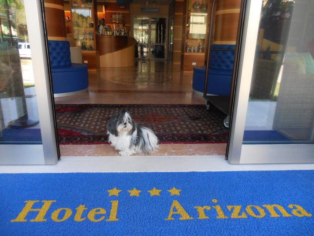 Hotel Arizona Lignano Sabbiadoro Extérieur photo